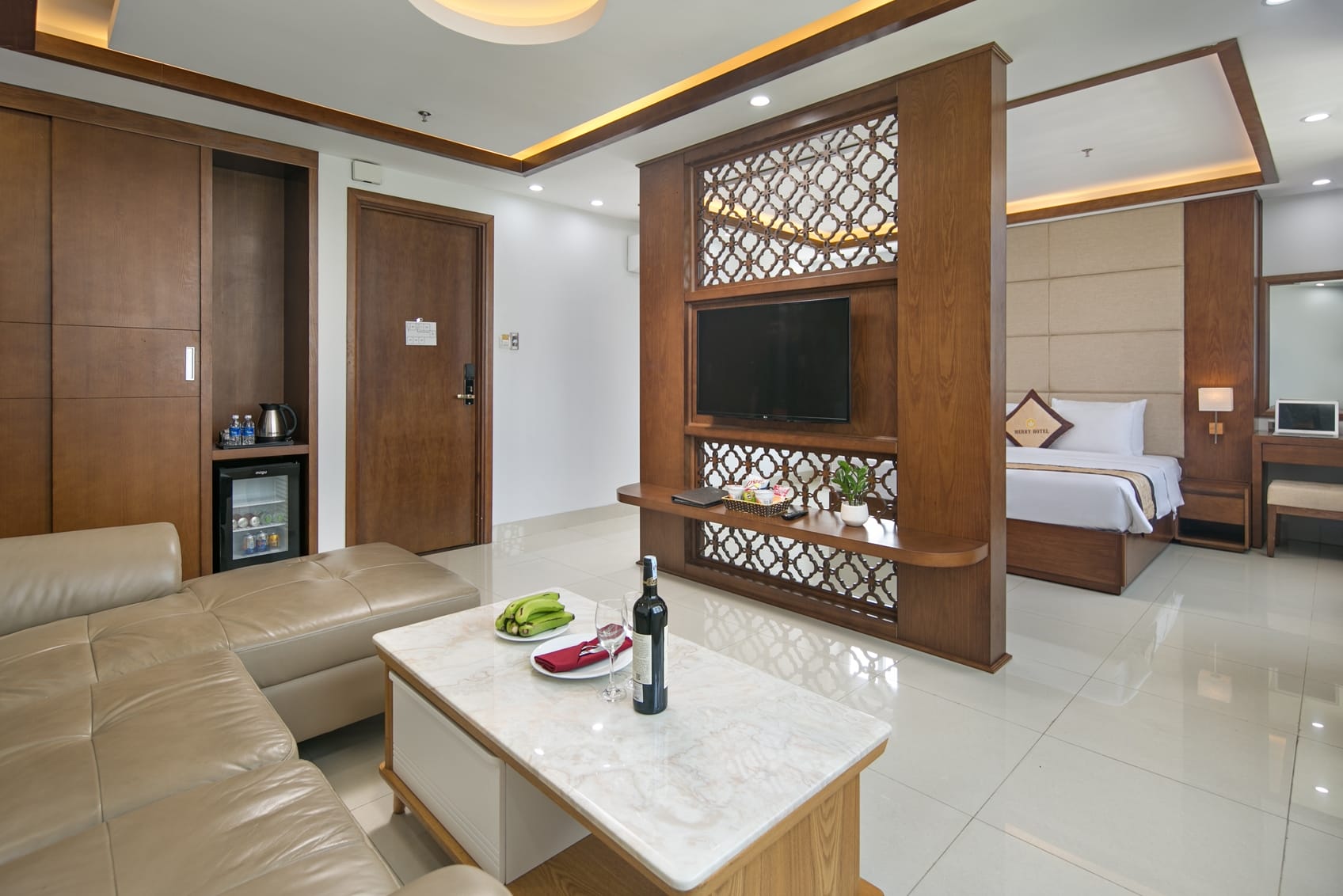 giá phòng Merry Hotel Danang