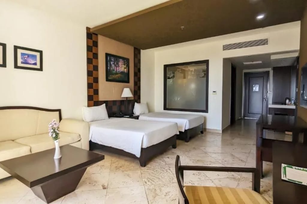 Olalani Resort & Condotel