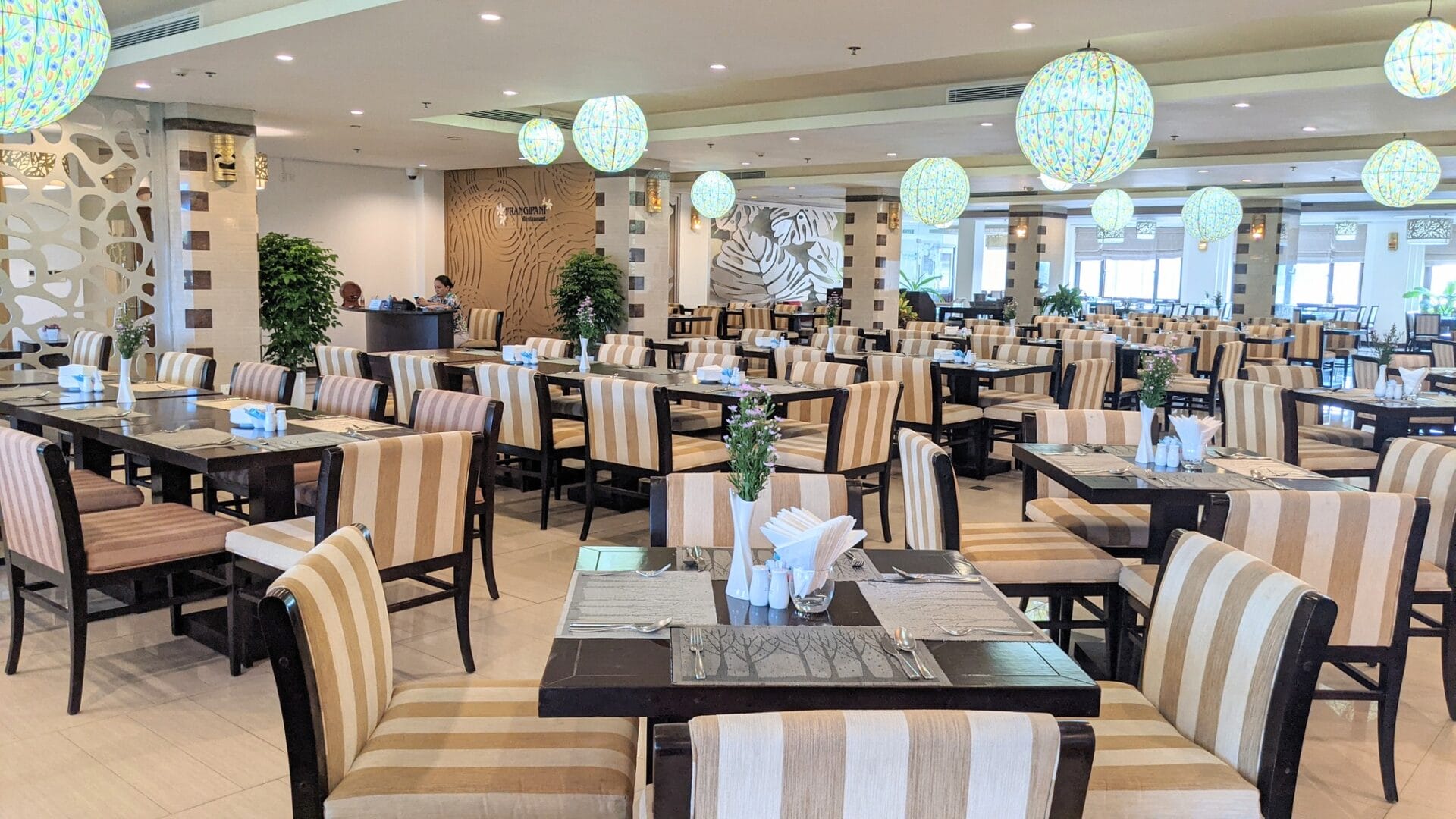 Olalani Resort & Condotel