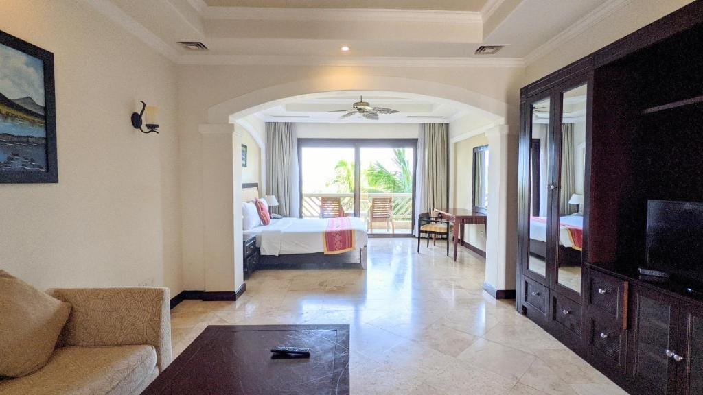 Olalani Resort & Condotel