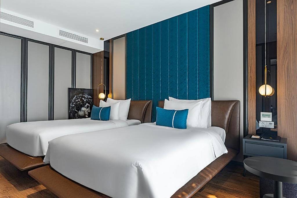 Peninsula Hotel Danang