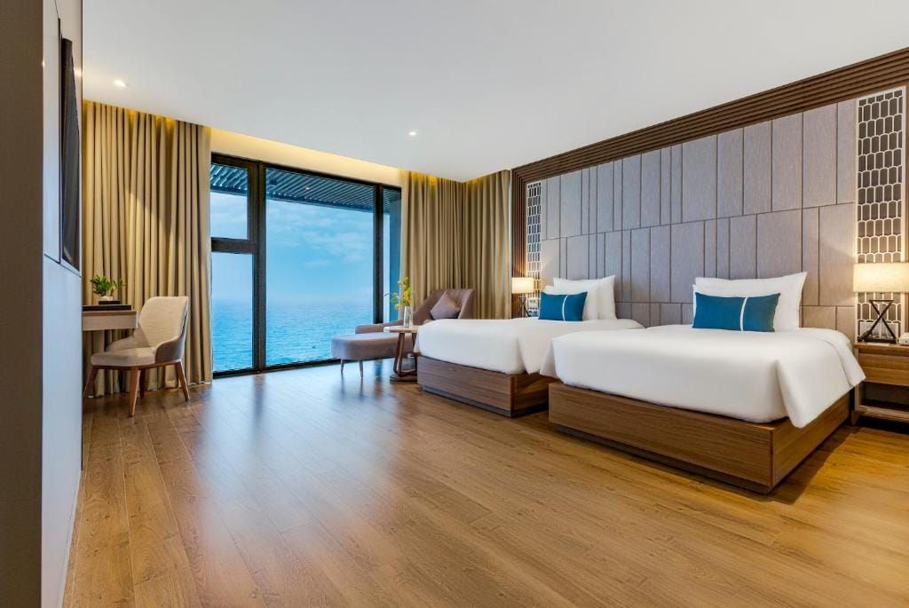 Peninsula Hotel Danang