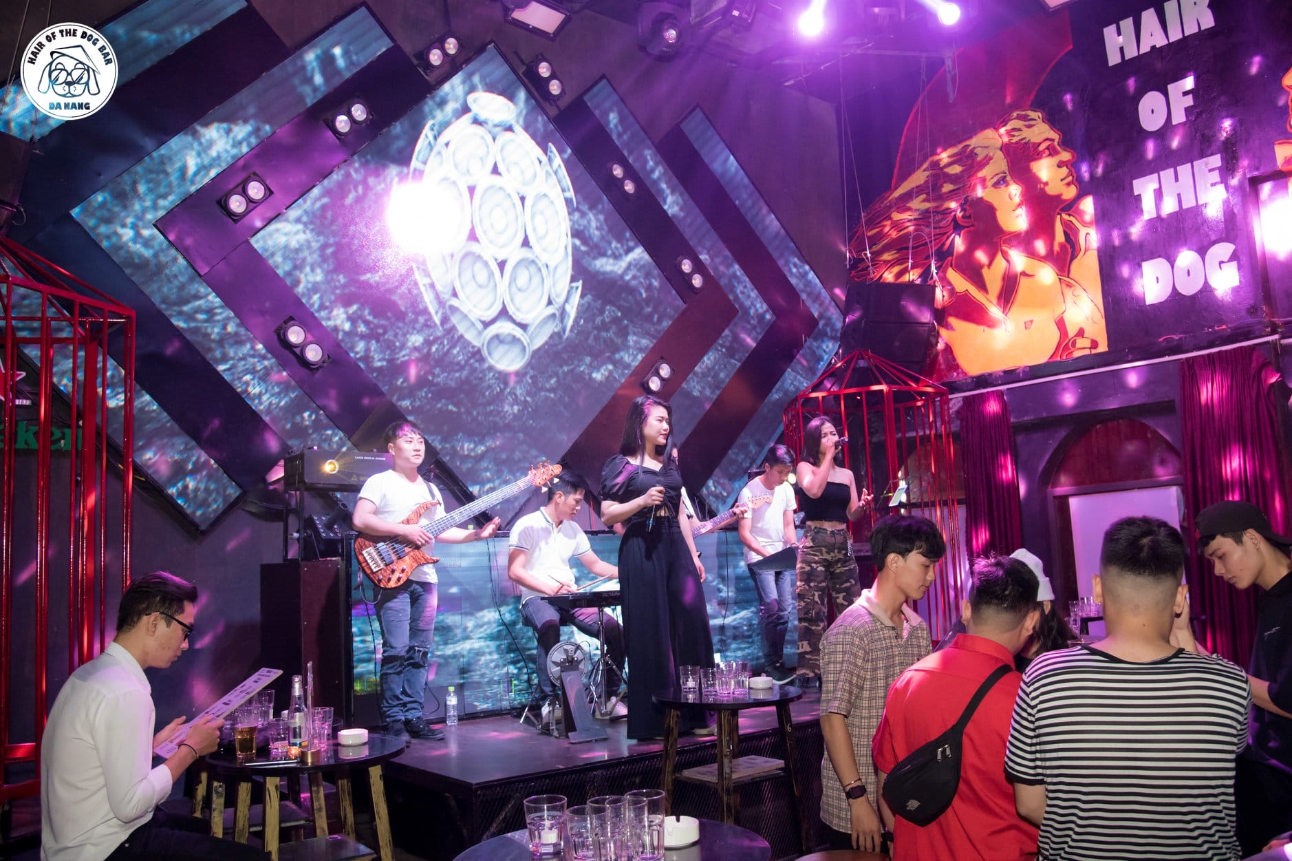 quan pub da nang 1