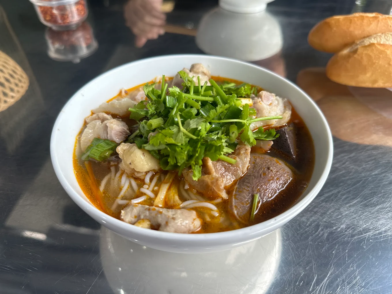 BÚN BÒ HUẾ BÀ KHIỂM