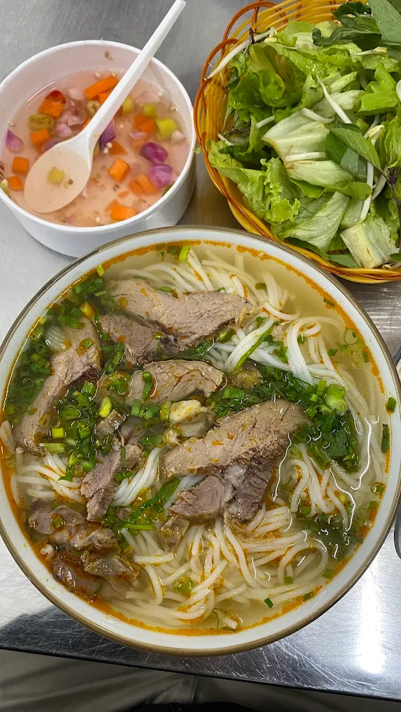 Bún bò cô Thảo