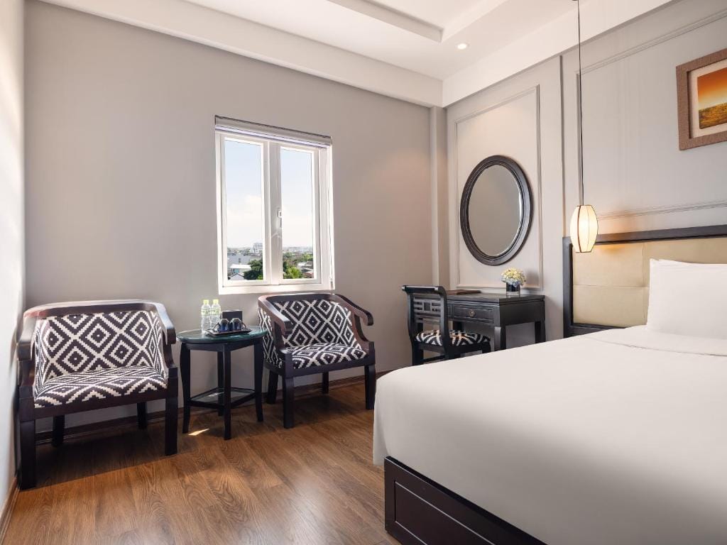 Huế Serene Palace Hotel