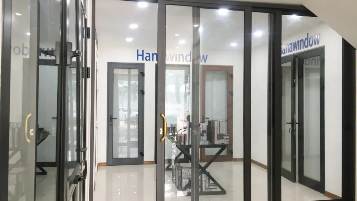 cửa nhựa châu Âu