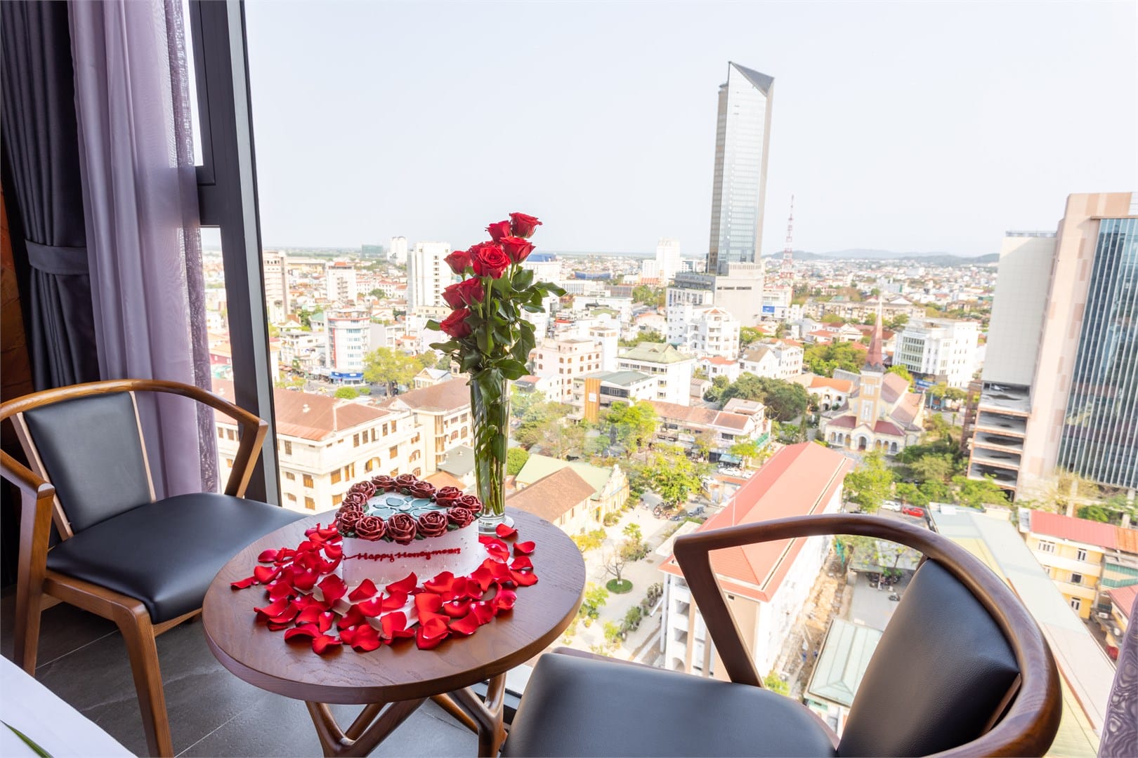 White Lotus Hotel Huế