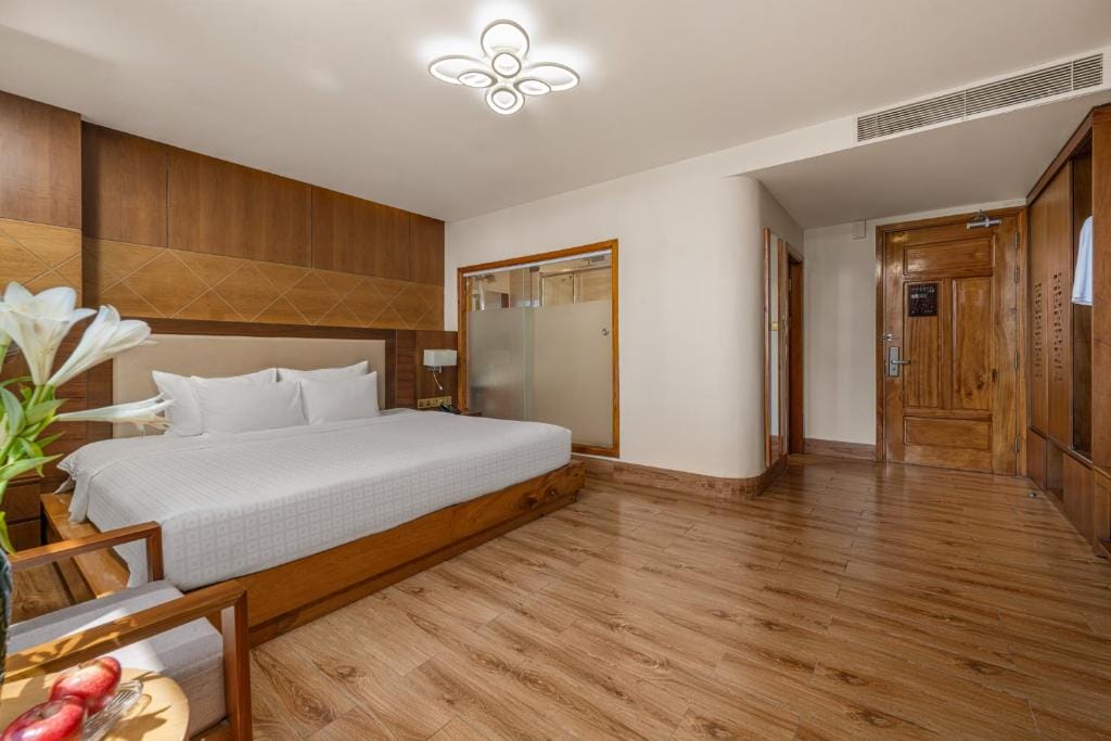 Khách sạn Như Minh Plaza 