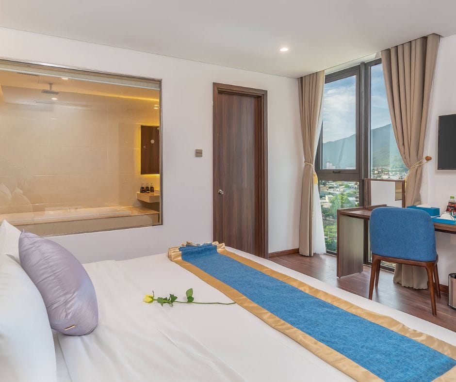 Khách sạn Grand Gold