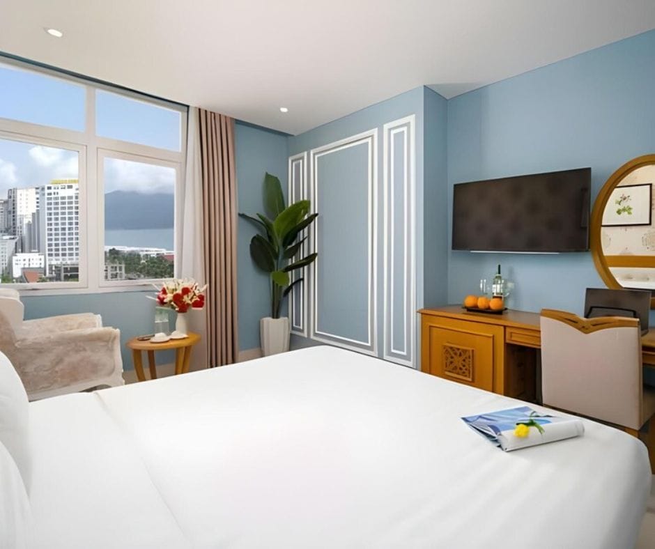 Khách sạn Royal Ocean