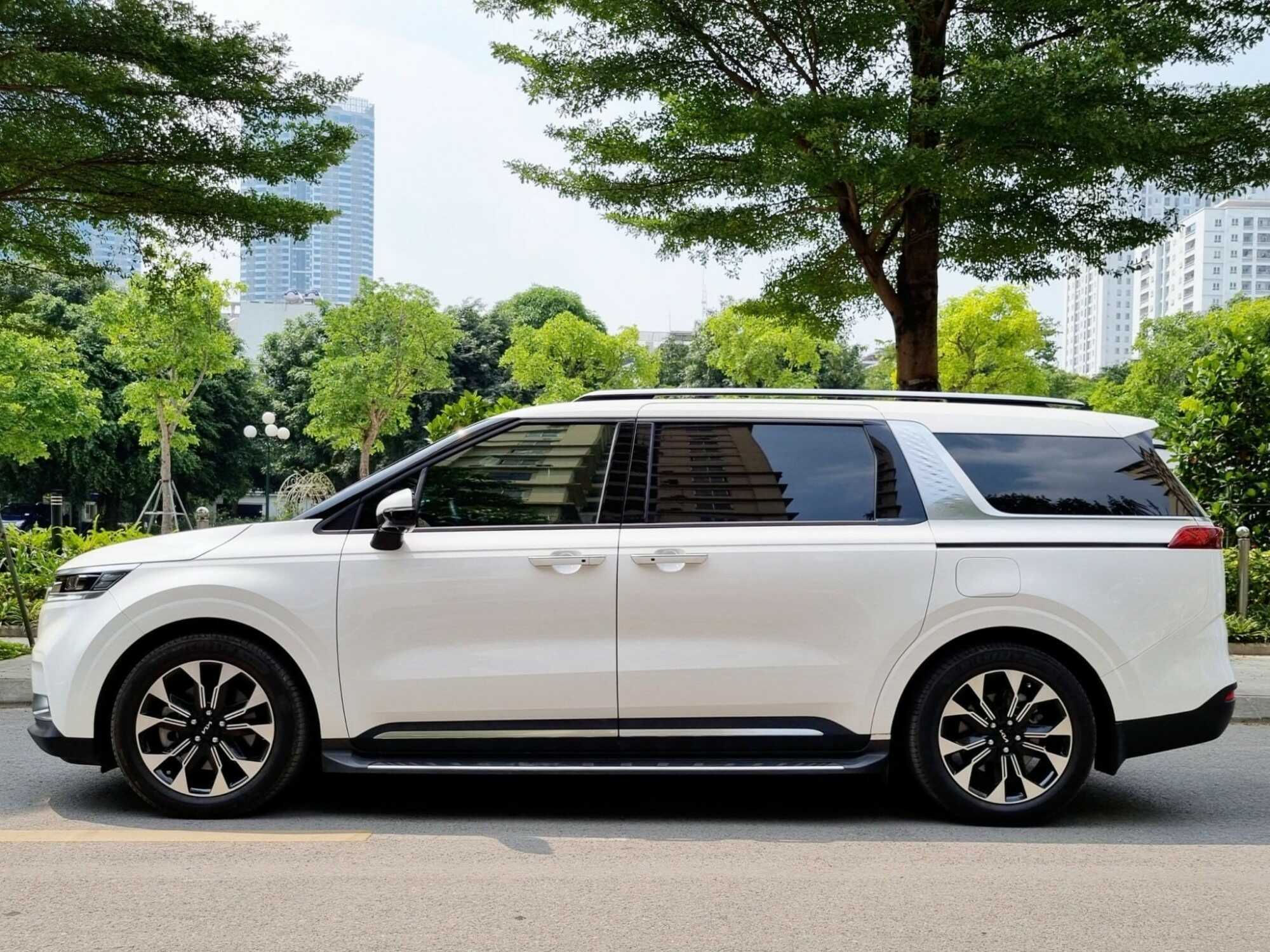 thuê xe Kia Carnival Đà Nẵng