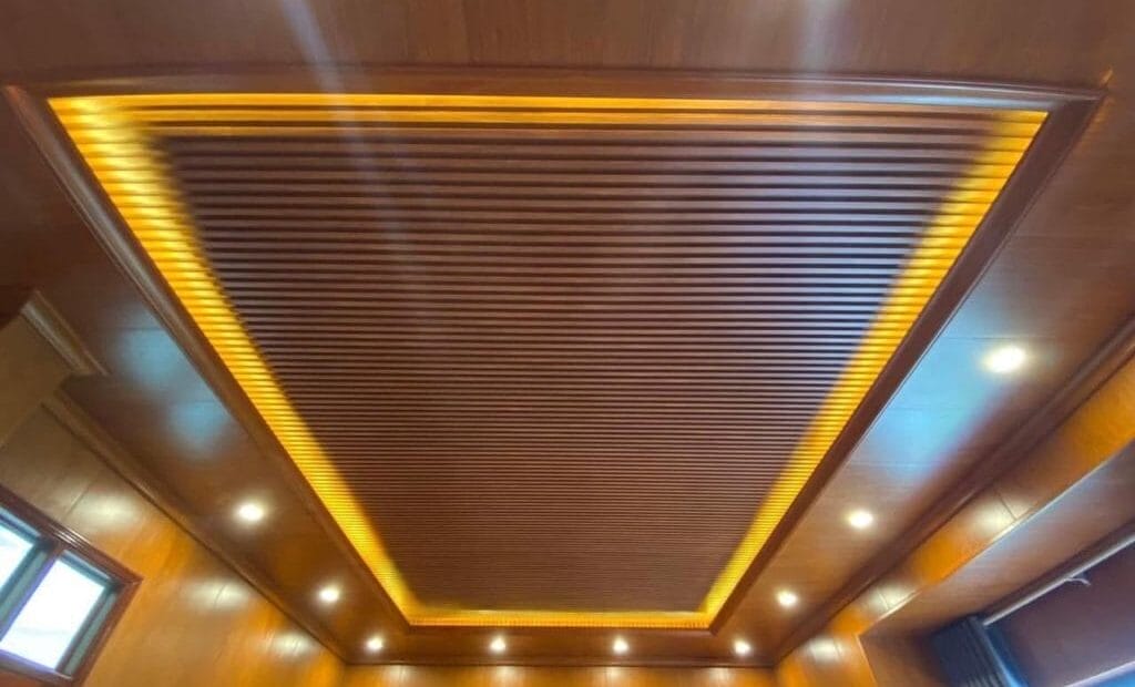 thi công trần nhựa thả 60*60