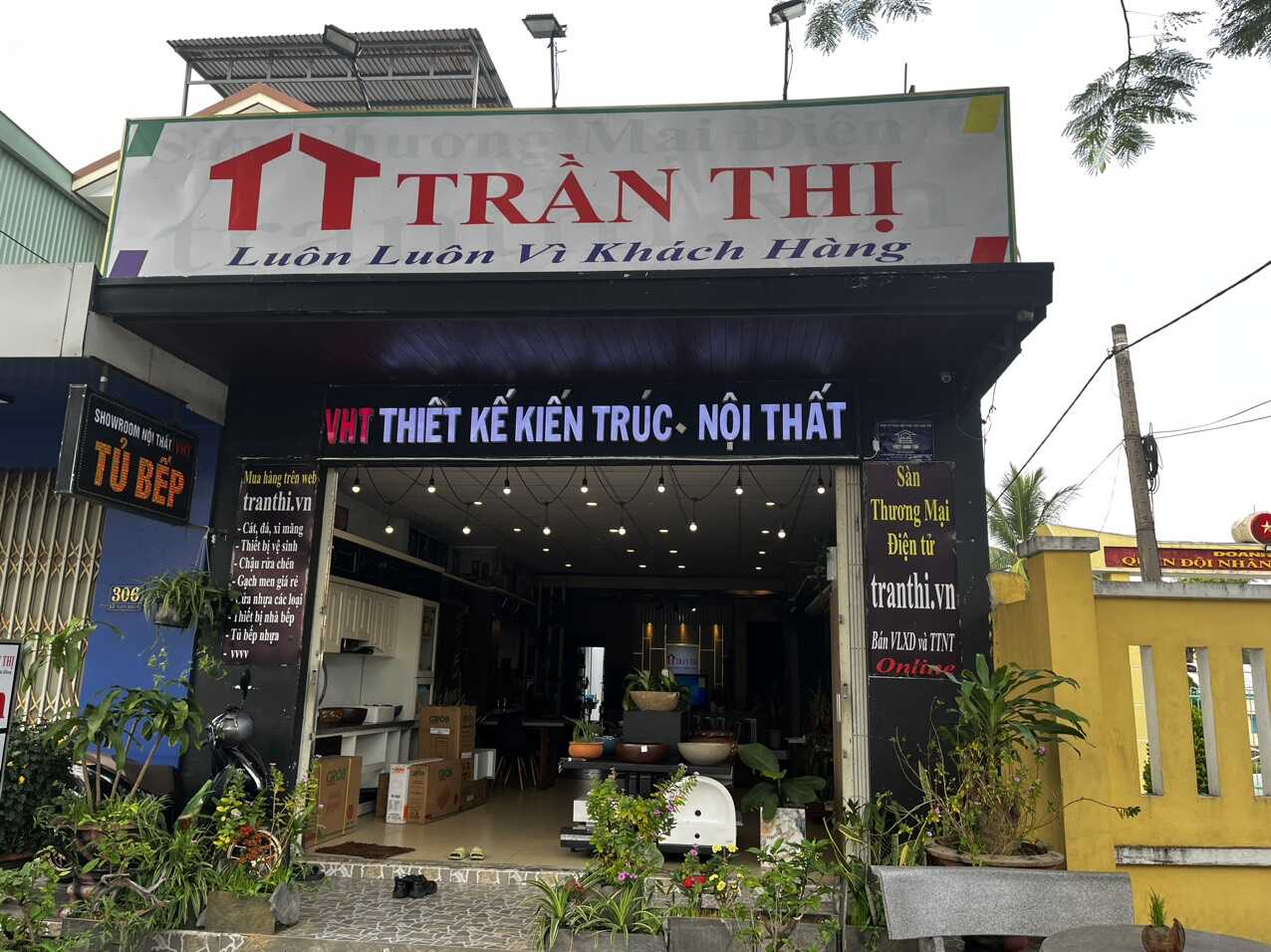 thi công trần nhựa nano