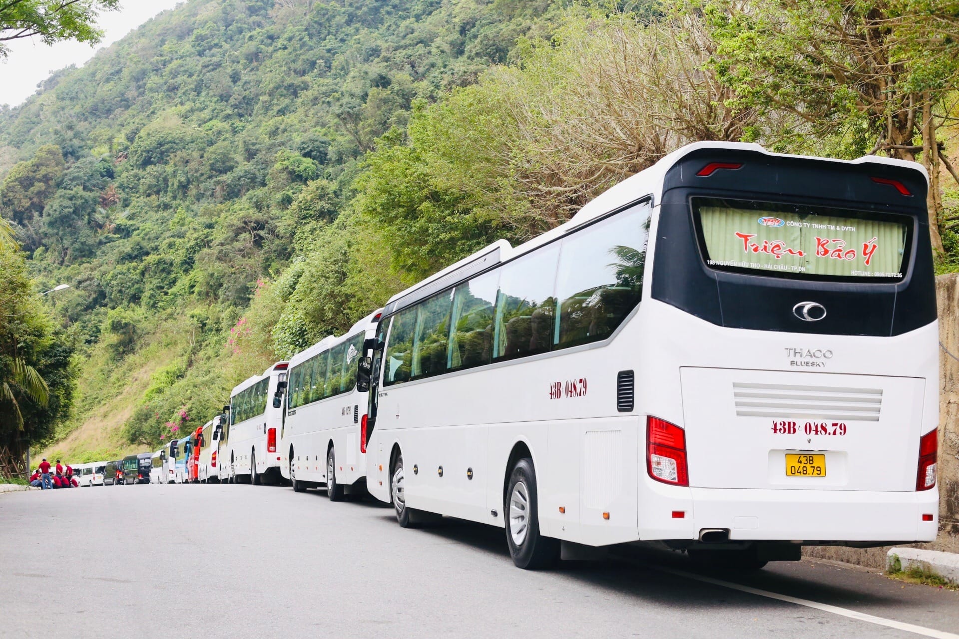 Thuê xe du lịch Đà Nẵng - Triệu Bảo Ý