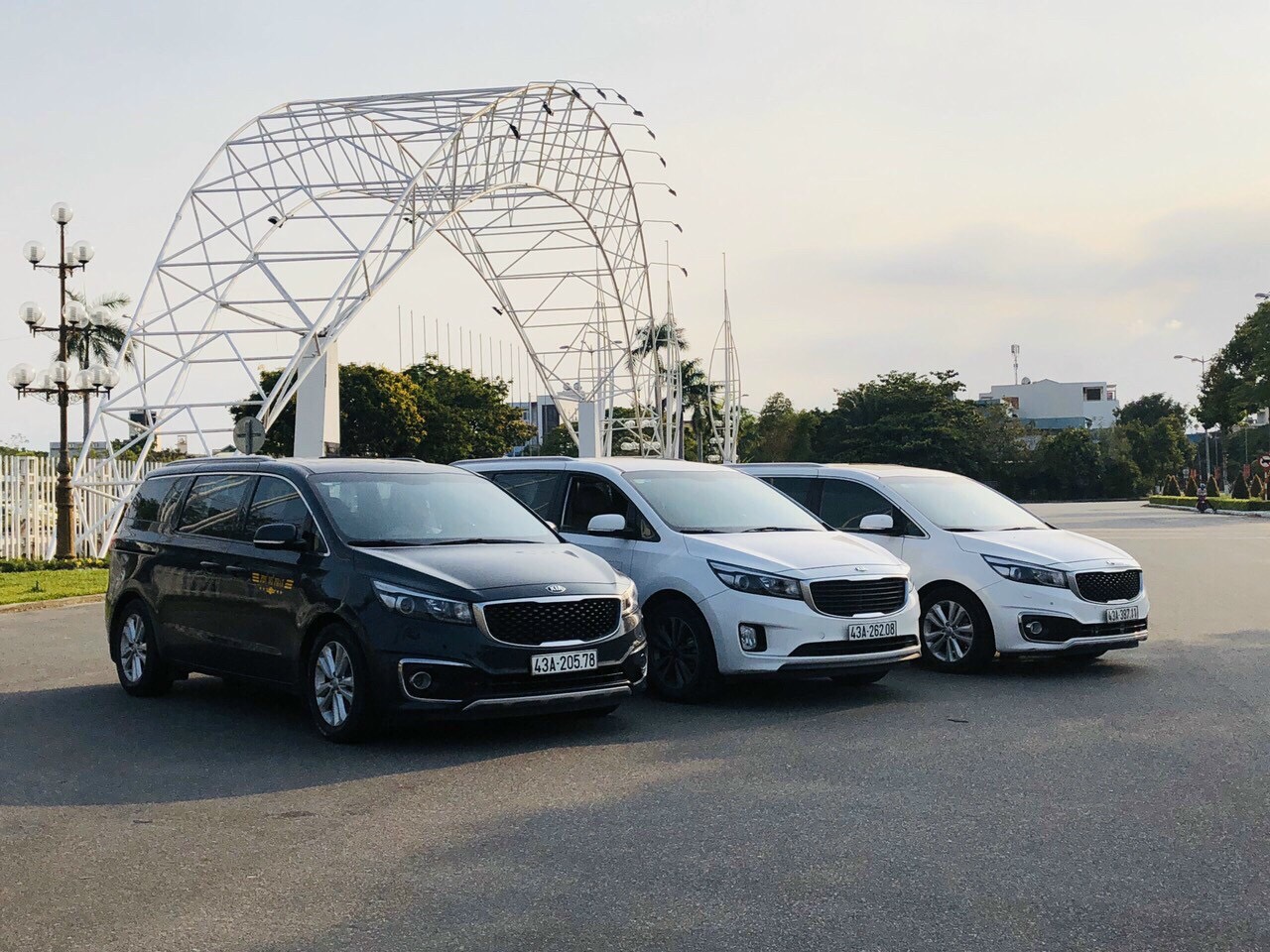 thuê xe Kia Carnival Đà Nẵng