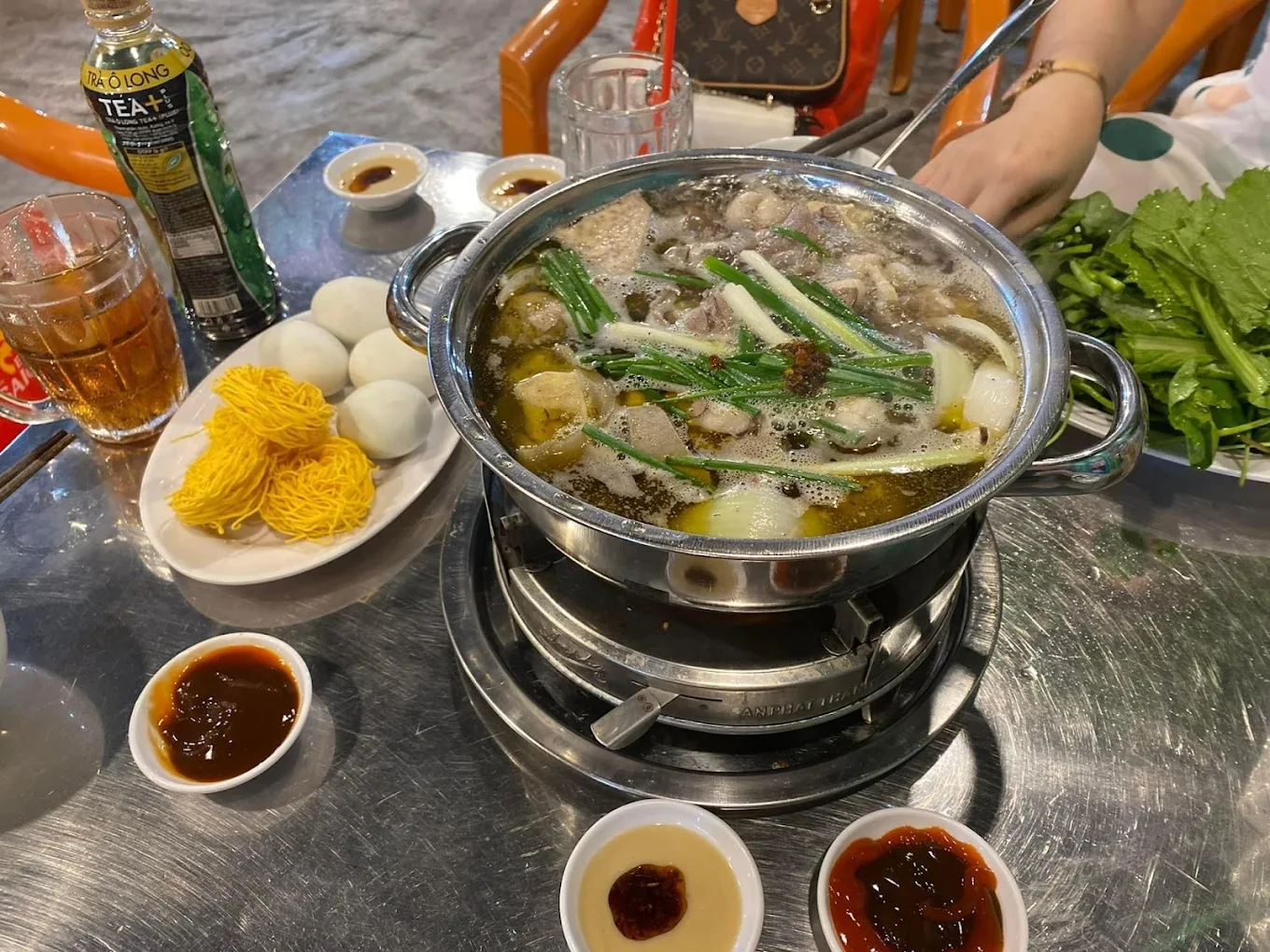 Lẩu Bò Anh Hai Đà Nẵng