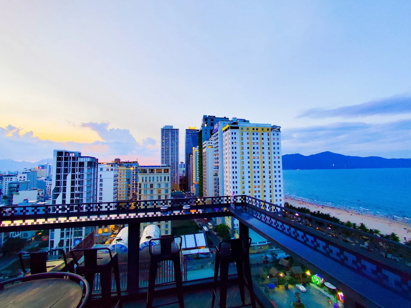 Marine Sky Bar